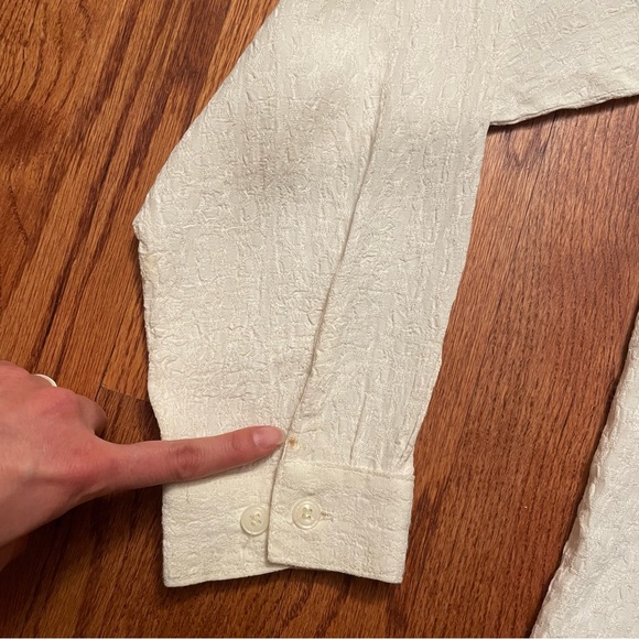 Cafe Styled in Italy ivory textured long sleeve button up shirt size L - Picture 5 of 16